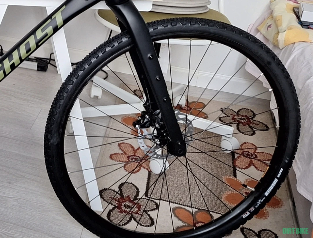 1. Maxxis Ravager EXO TR 700x40c - set