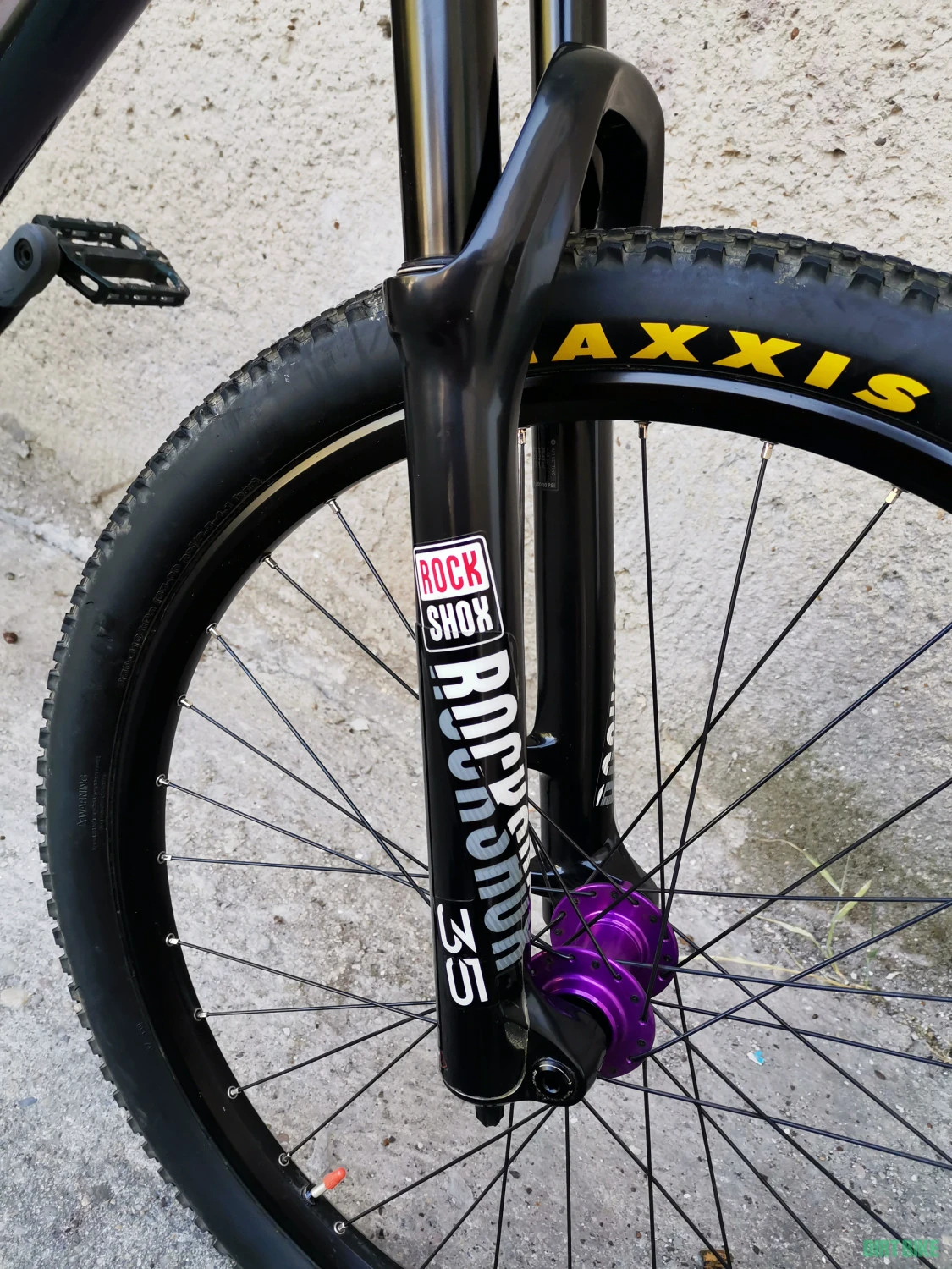 4. Vând bicicletă dirt Trek Ticket