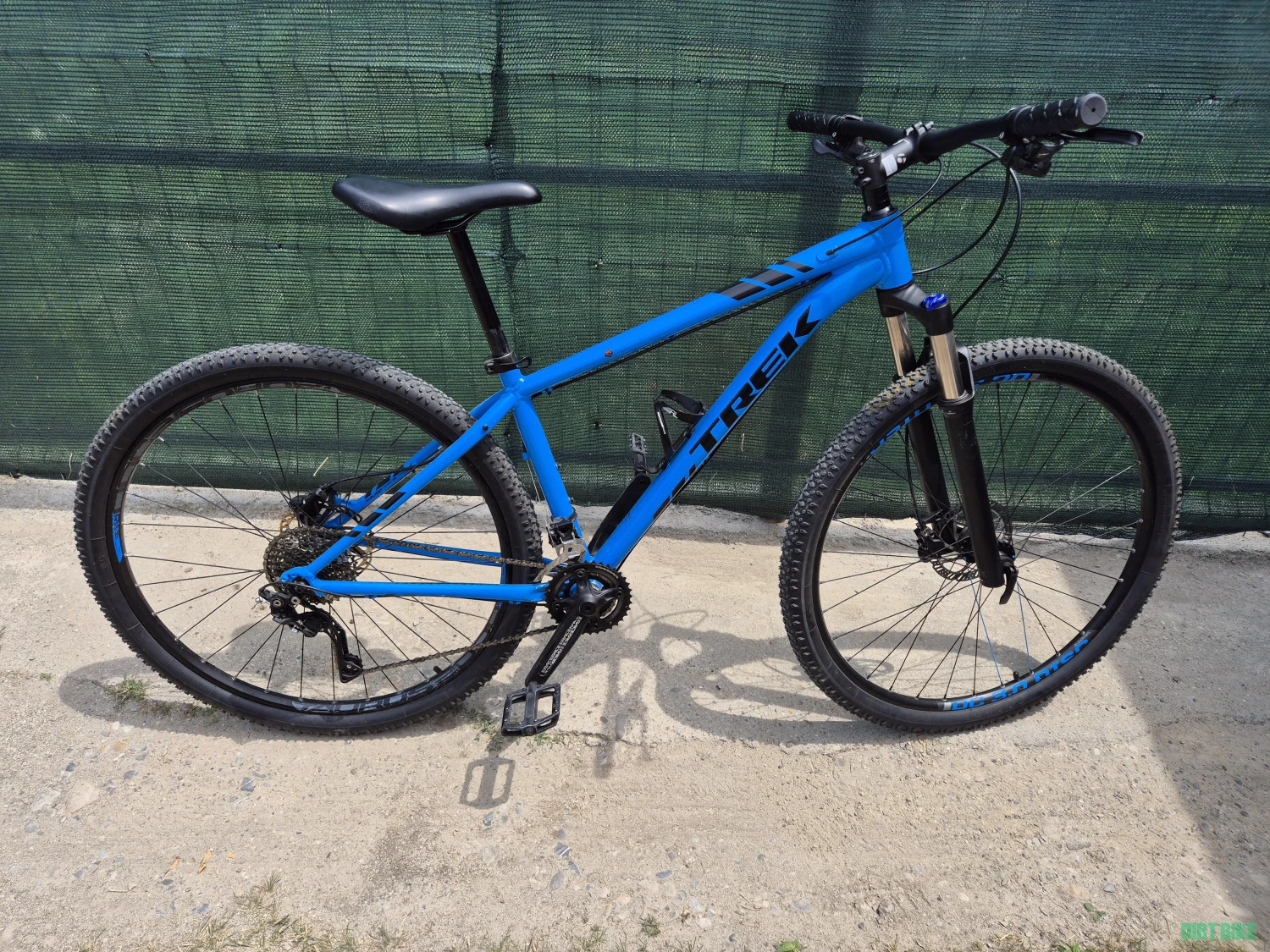 2. Vand Bicicleta X-Caliber 9