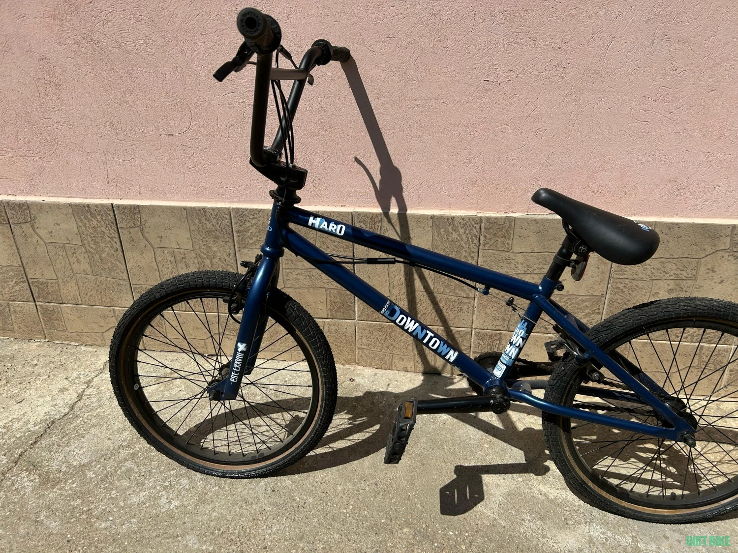 1. BMX Haro Downtown DLX 20" 2019