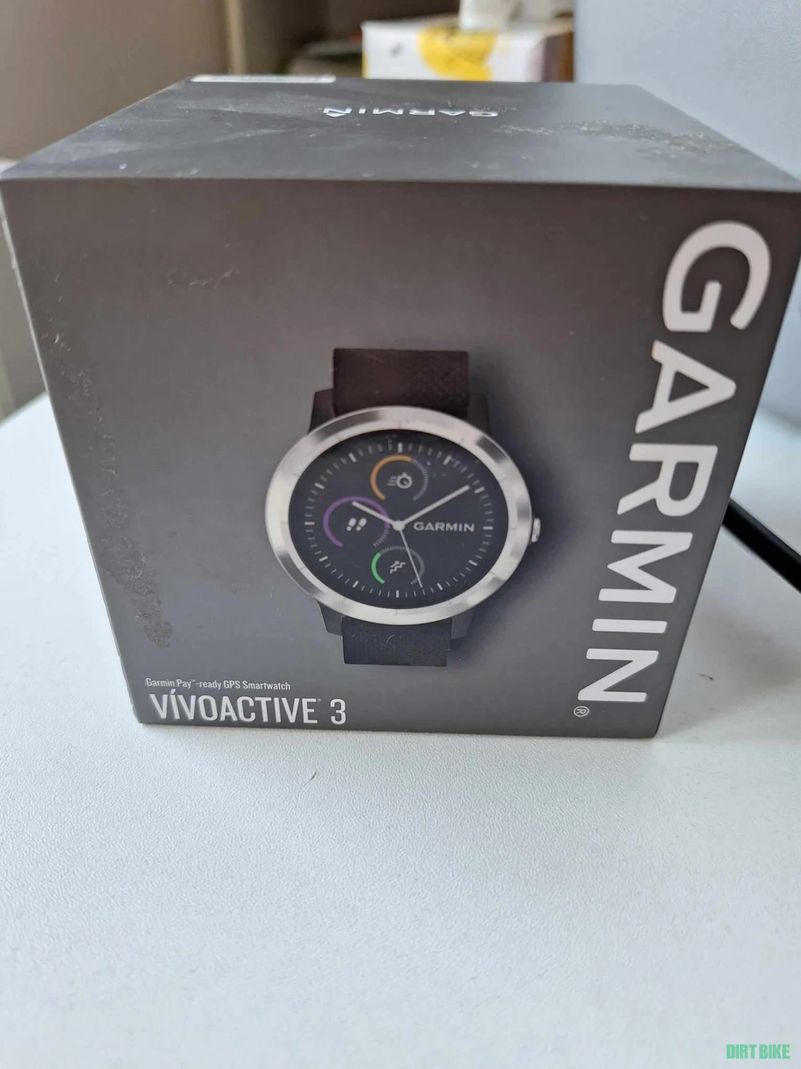 1. Ceas Garmin Vivoactive 3 in stare foarte buna cu toate accesoriile