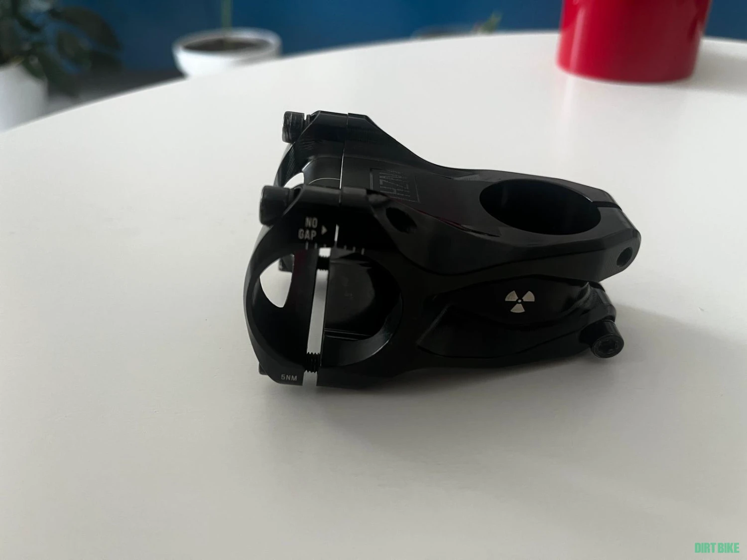 1. Nukeproof Horizon 31.8mm / 50 mm