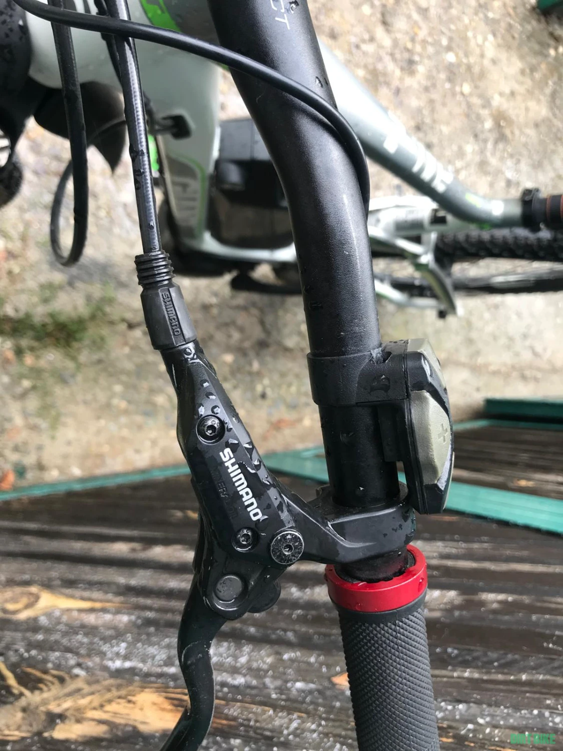 10. Bicicleta electrica Giant Full suspension