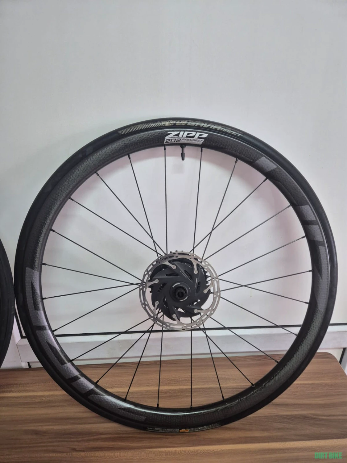 5. Roti carbon zipp 202 firecrast disk break 2024