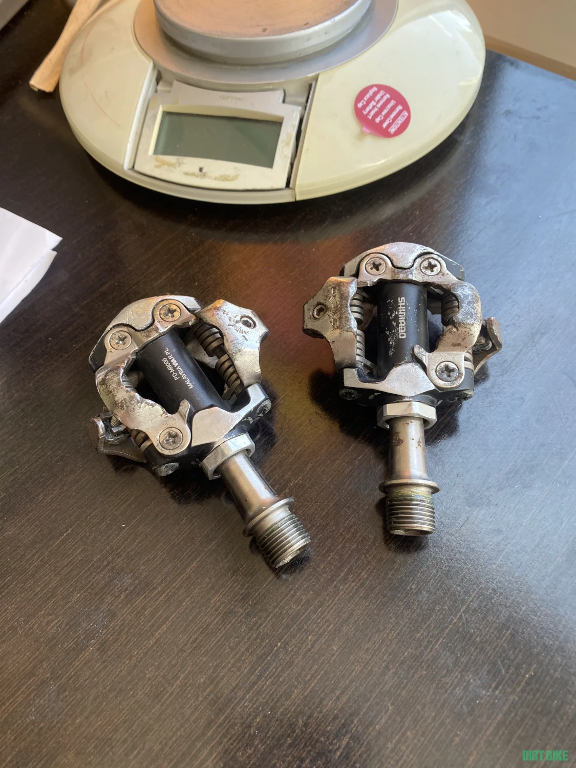 1. Pedale Shimano XT M8000
