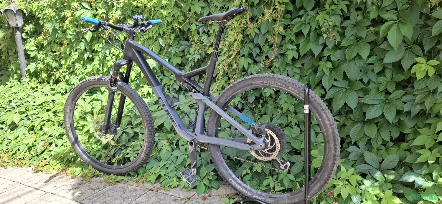 1. Vand CUBE carbon