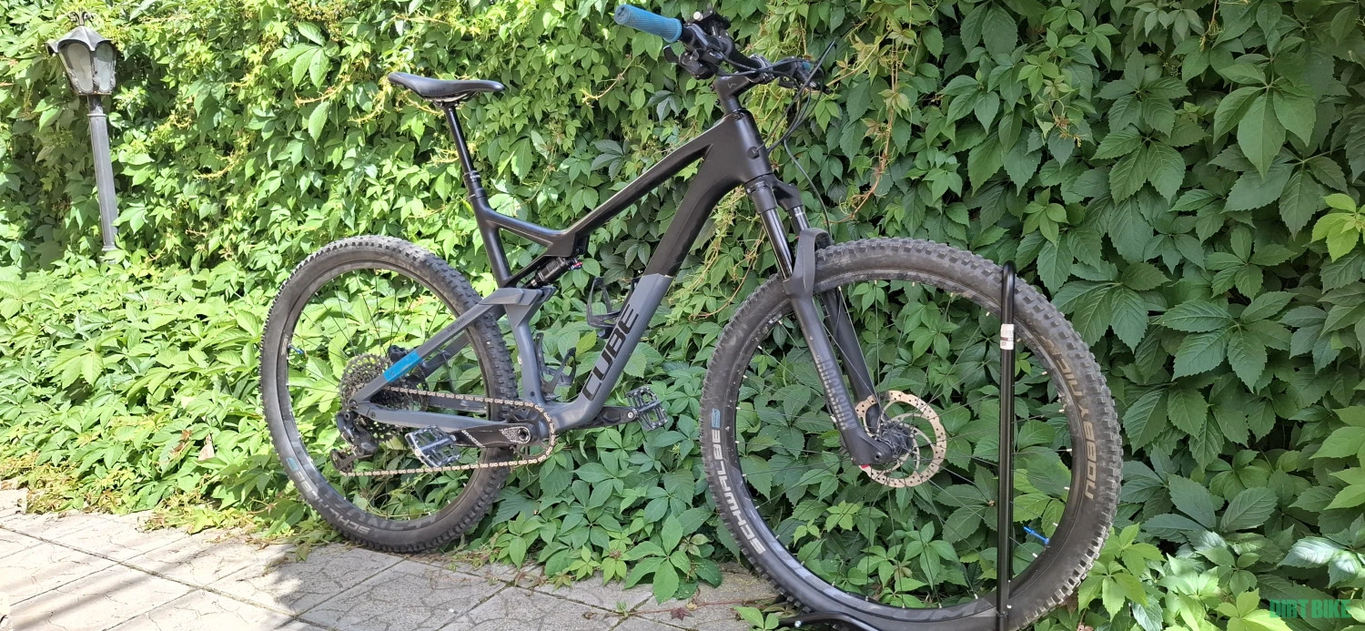 6. Vand CUBE carbon