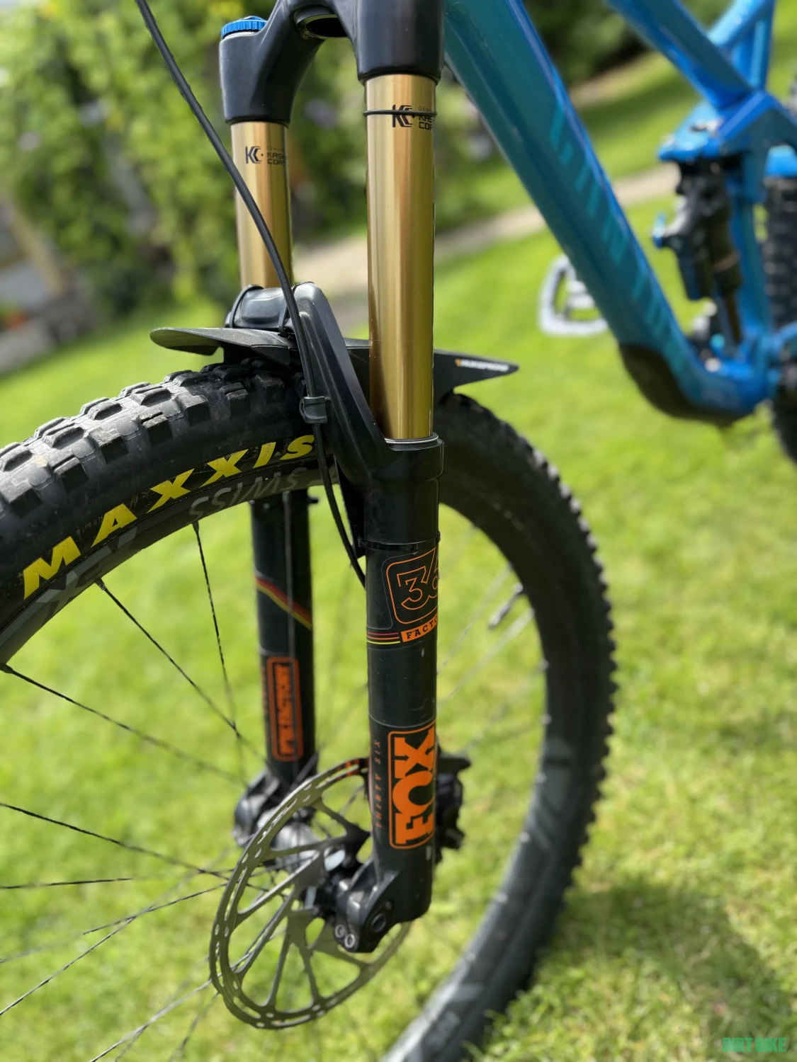 1. Canyon Strive CF 9.0