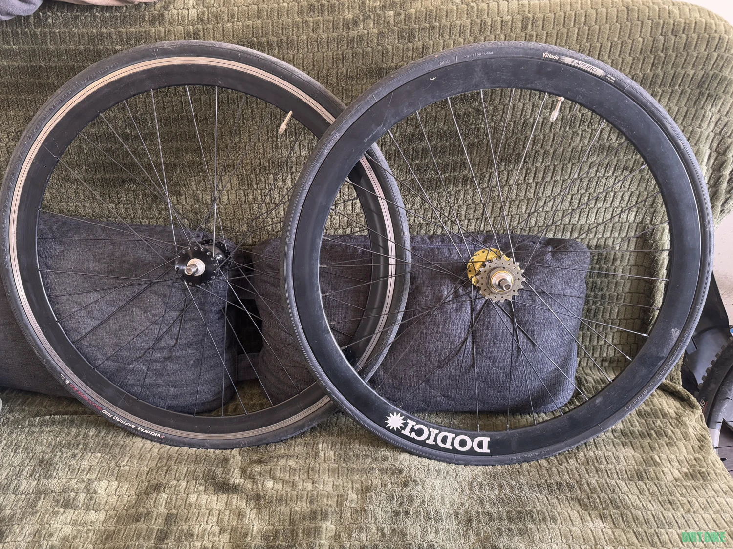 1. Set Roti pentru biciclete Fixie / fixa / Pista / track