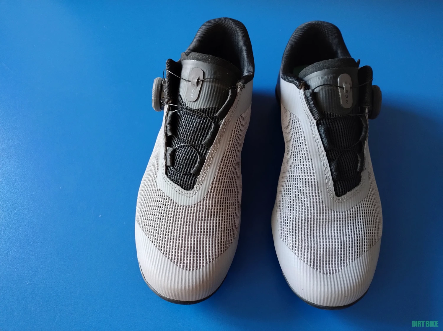 2. Pantofi Van Rysel NCR Air (gri)