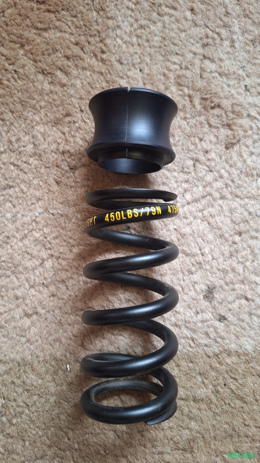 1. NukeProof Arc Superlight Enduro Spring 2.25"- 2.5"