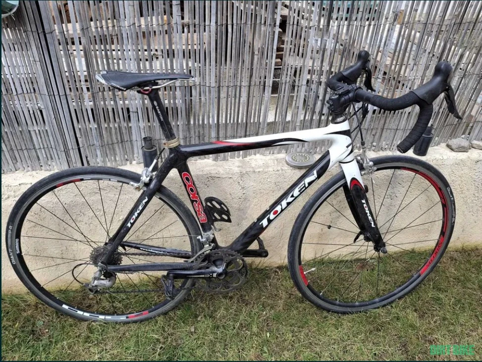 3. Bicicleta cursiera carbon Token Corsa Ultegra/105 2x10 Viteze