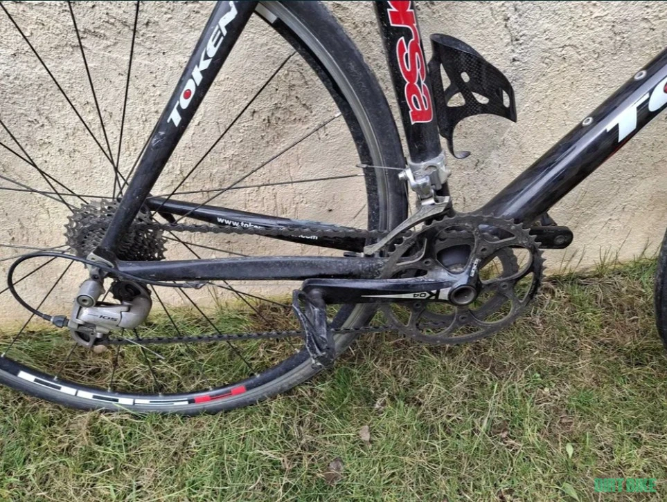 1. Bicicleta cursiera carbon Token Corsa Ultegra/105 2x10 Viteze