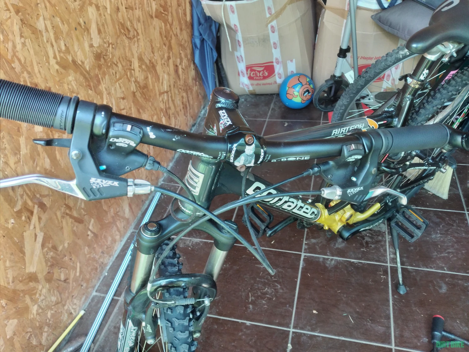 4. Bicicleta Corratec