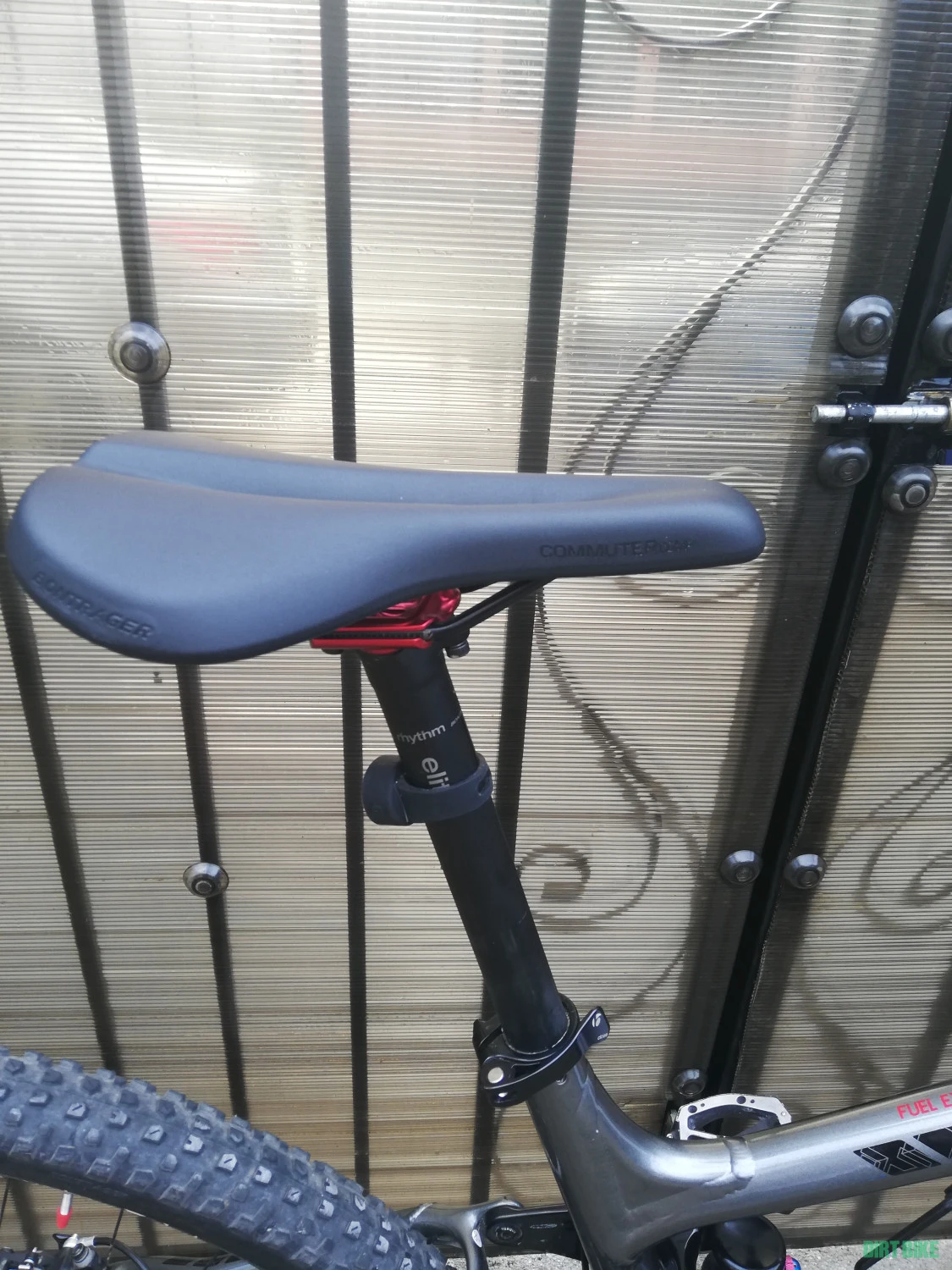 6. Vand MTB full suspension TREK Complete Fuel EX 8 29