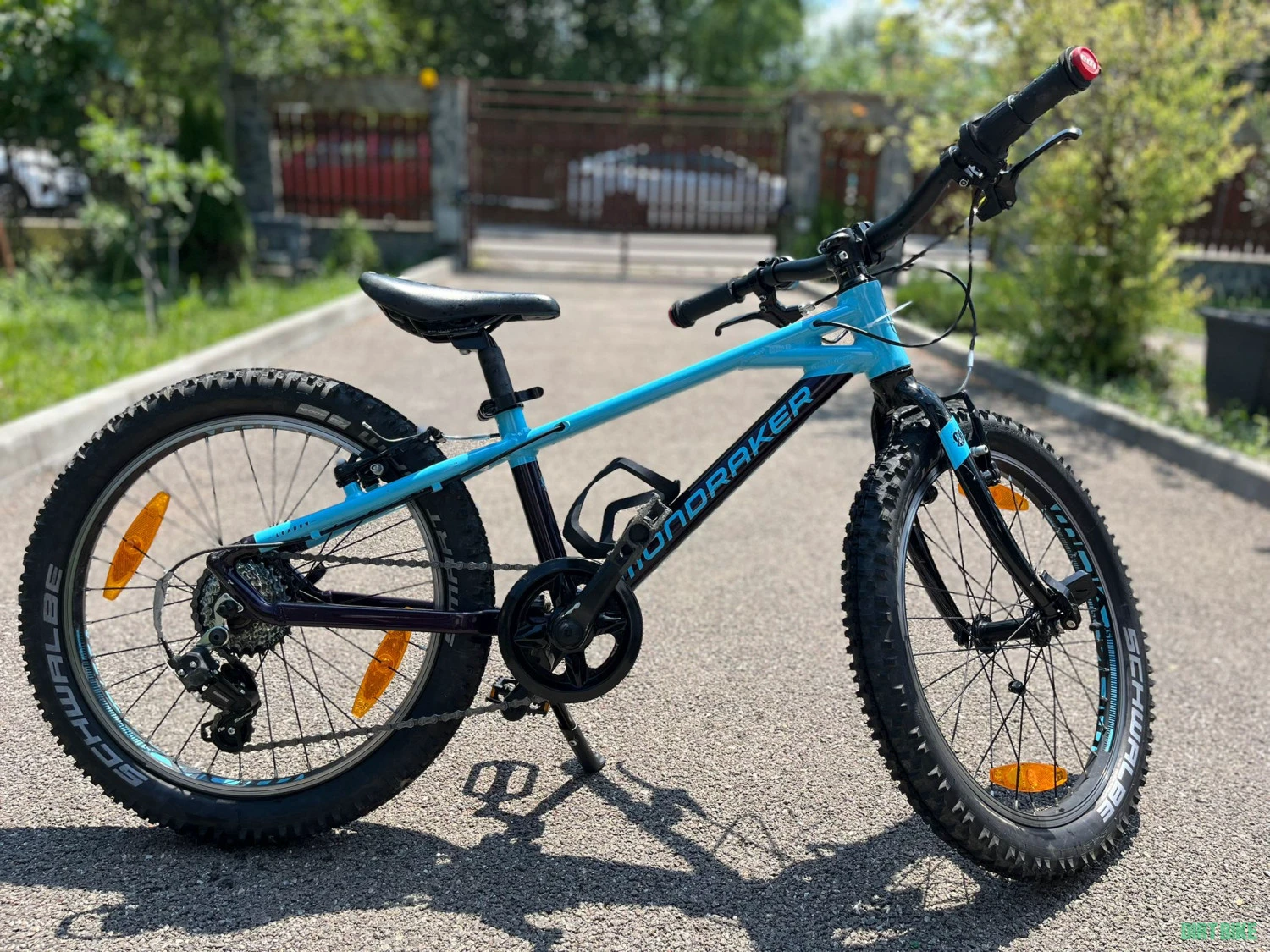 1. Mondraker Leader 20"