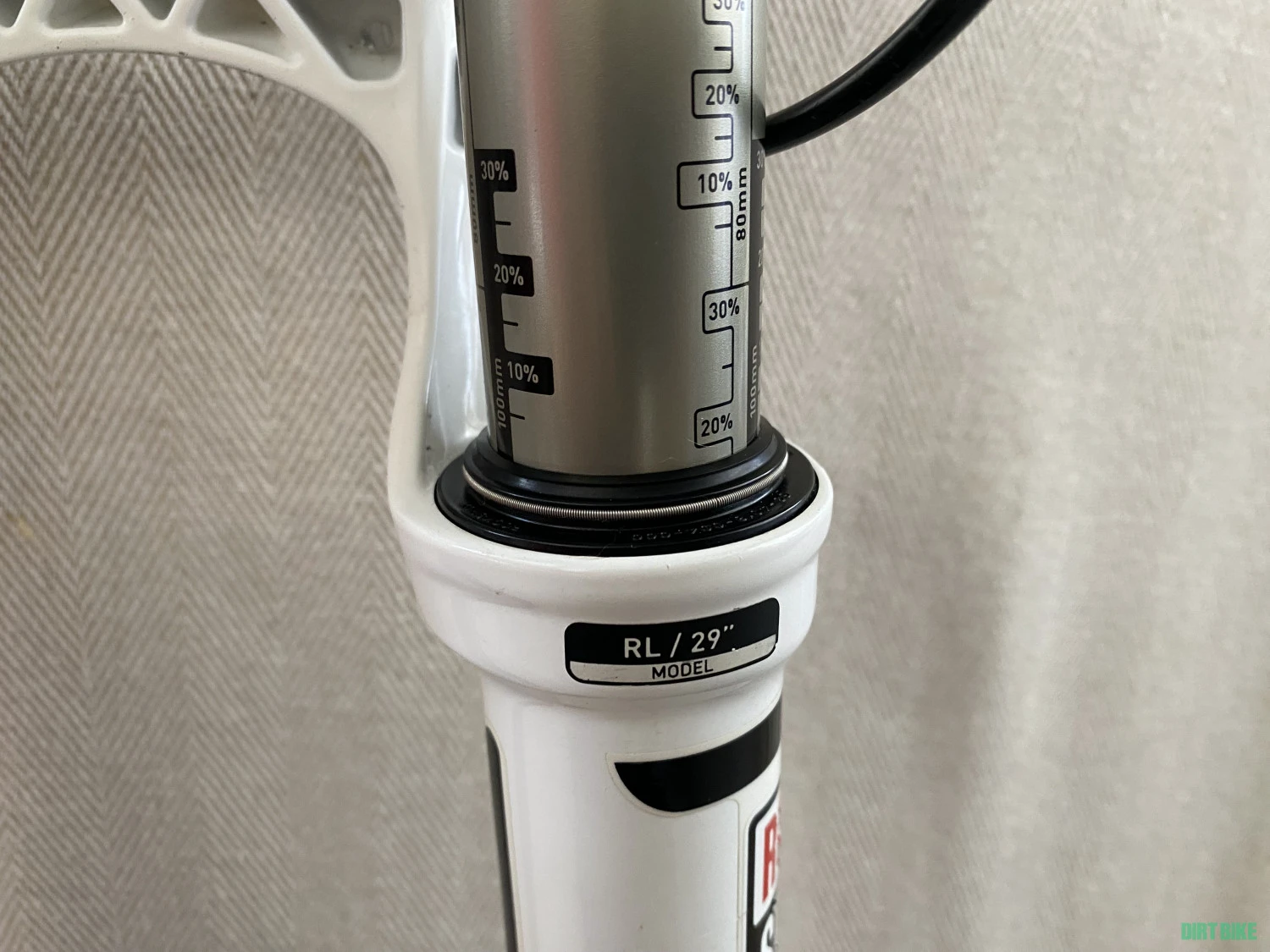 5. Furca Rockshox Reba RL 29 100 mm