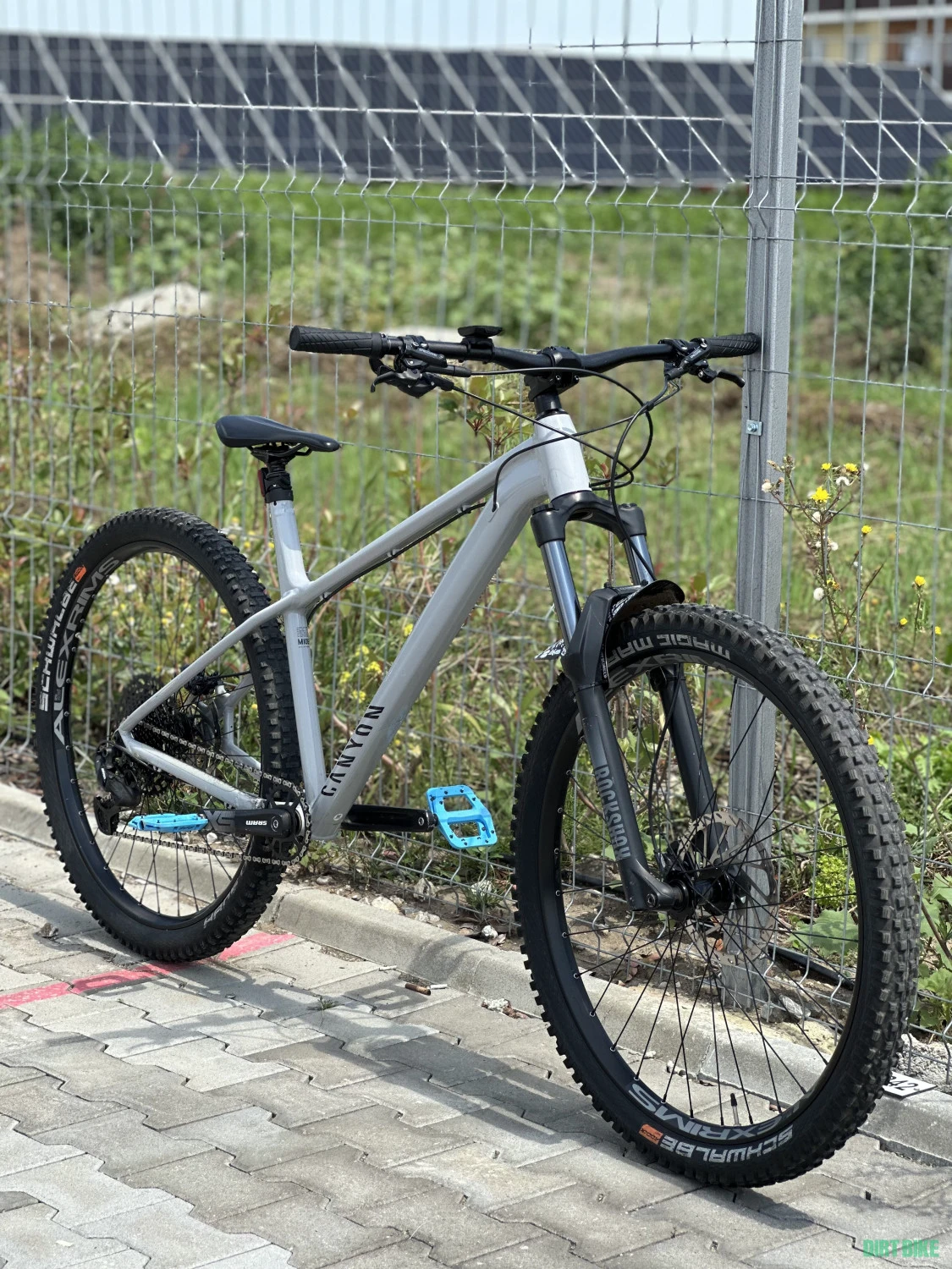 1. Canyon Stoic 3 XL, Rockshox 140mm, dropper
