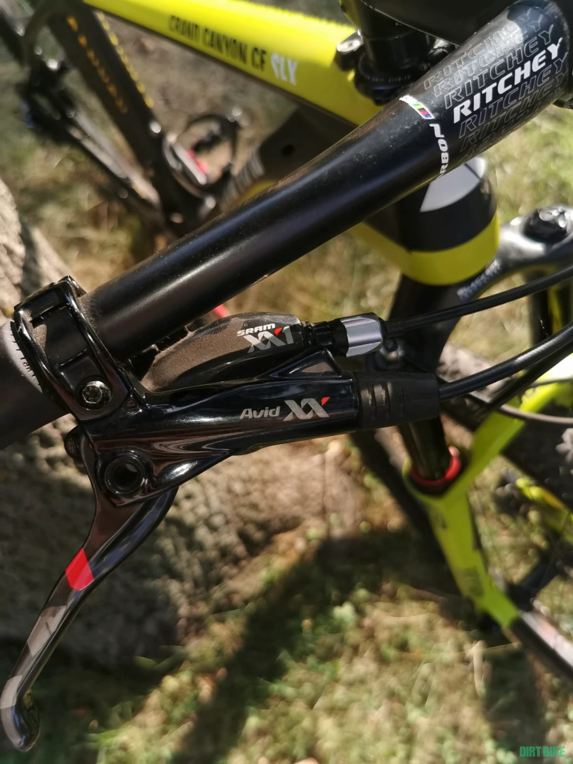 8. MTB Carbon Canyon Grand Canyon CF SLX