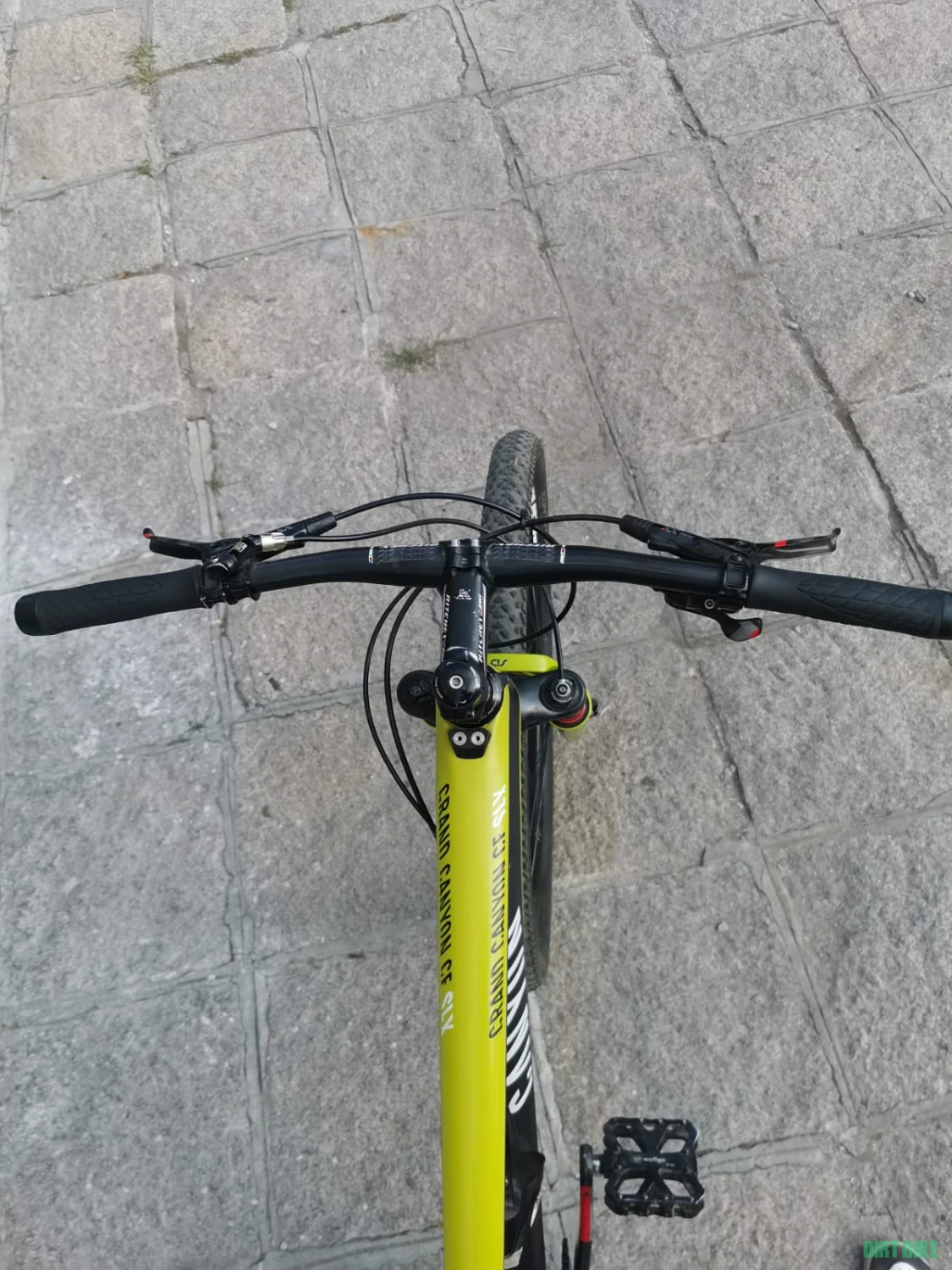 6. MTB Carbon Canyon Grand Canyon CF SLX