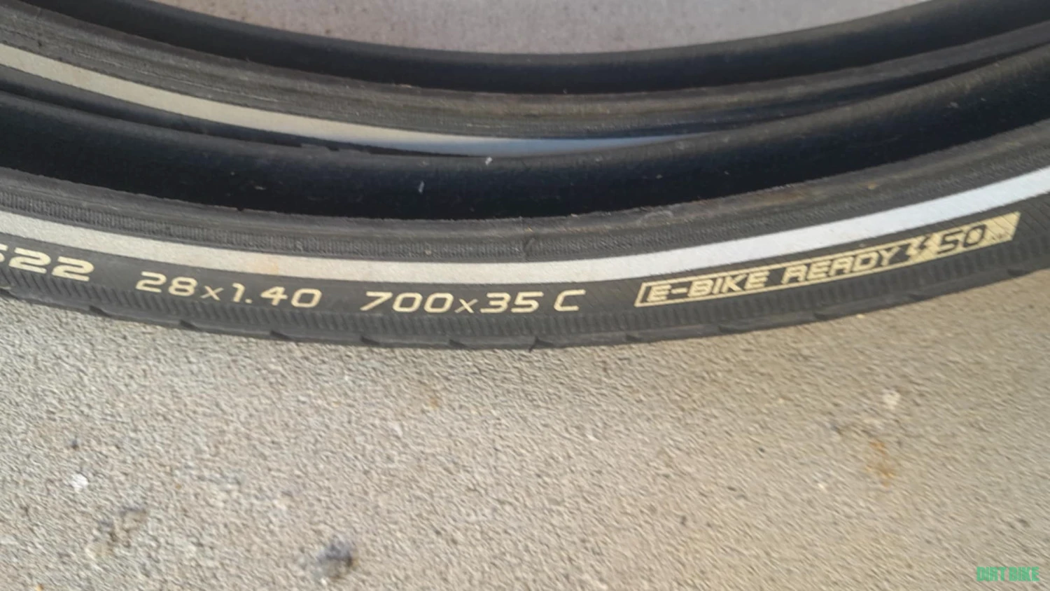 5. Vand anvelope 28 SCHWALBE si alte marci pentru biciclete de oras
