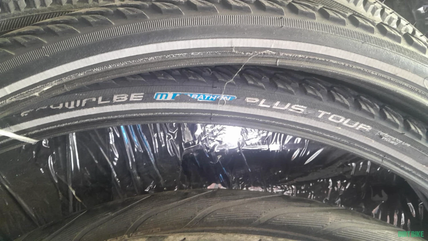 7. Vand anvelope 28 SCHWALBE si alte marci pentru biciclete de oras