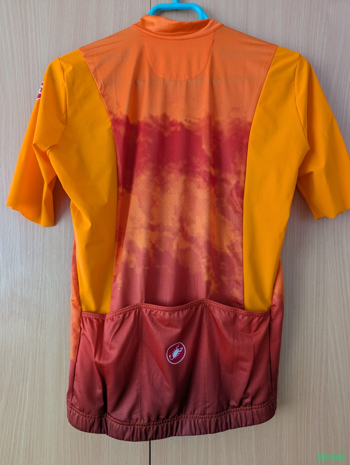 1. Tricou Castelli Polvere Orange