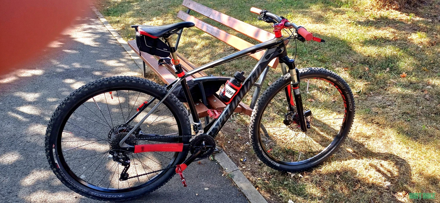 1. Specialized Stumpjumper Marathon