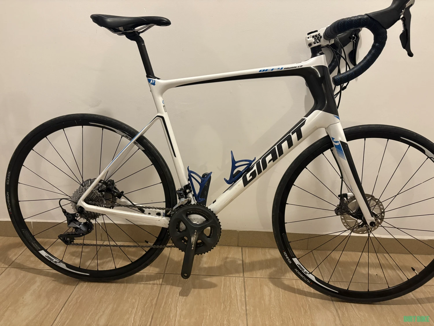 4. Cursieră Giant Carbon mărime XL (58–60 cm) – Ultegra, disc