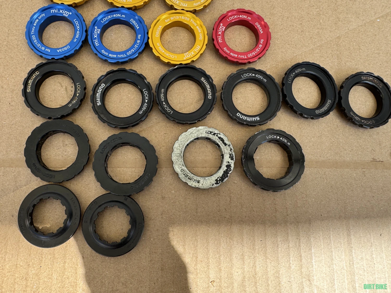2. Piulita disc centerlock Shimano