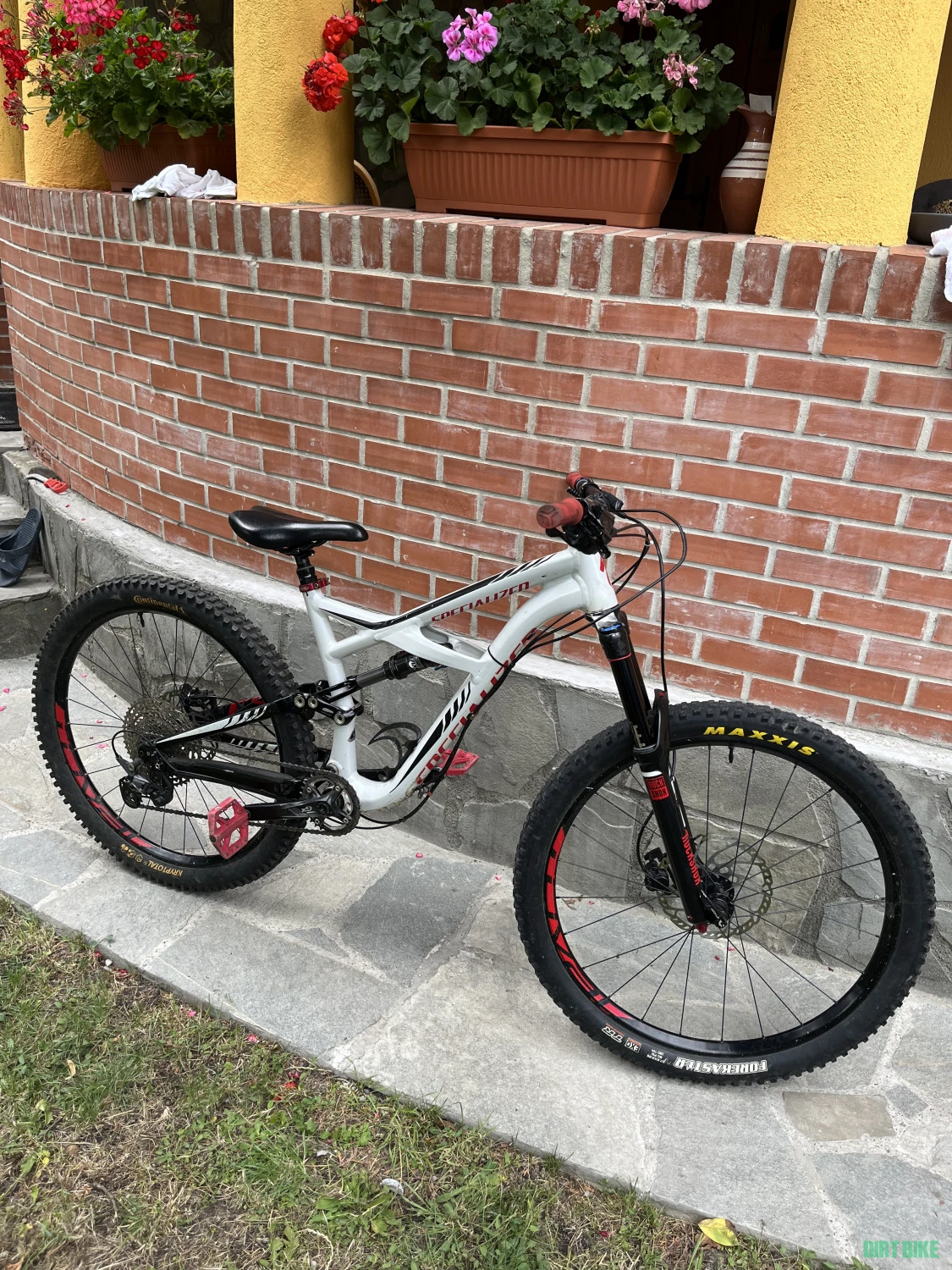 2. Bicicleta MTB Specialized enduro comp 2016