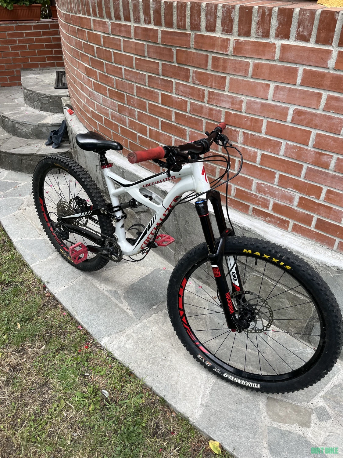 3. Bicicleta MTB Specialized enduro comp 2016