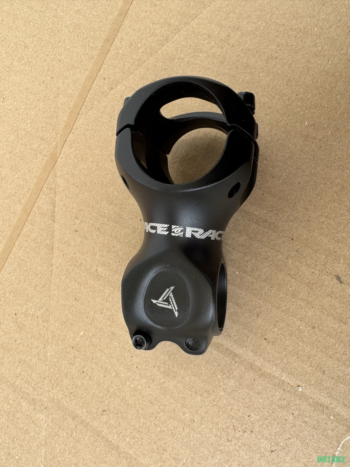 3. Pipa Race Face Turbine 35 ,60mm