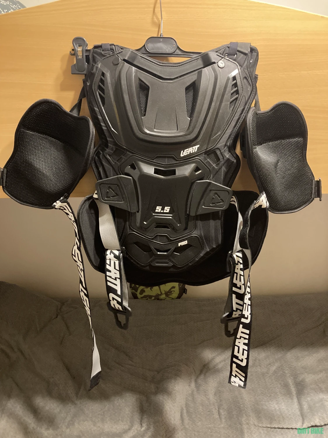 2. Leatt 5.5 PRO