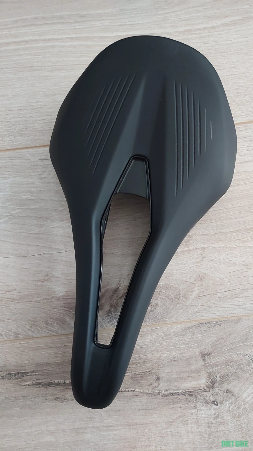 1. Şa: Fizik Argo Vento 140 mm