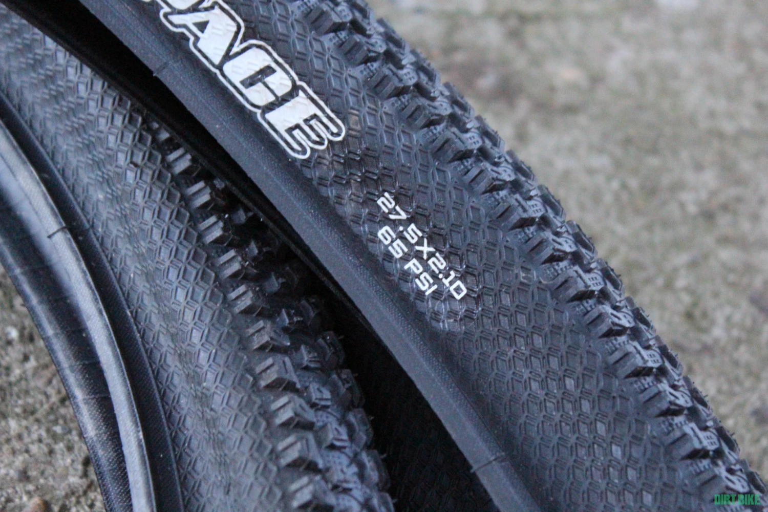 3. Maxxis Pace 27.5X2.10 anvelopa sarma 60TPI