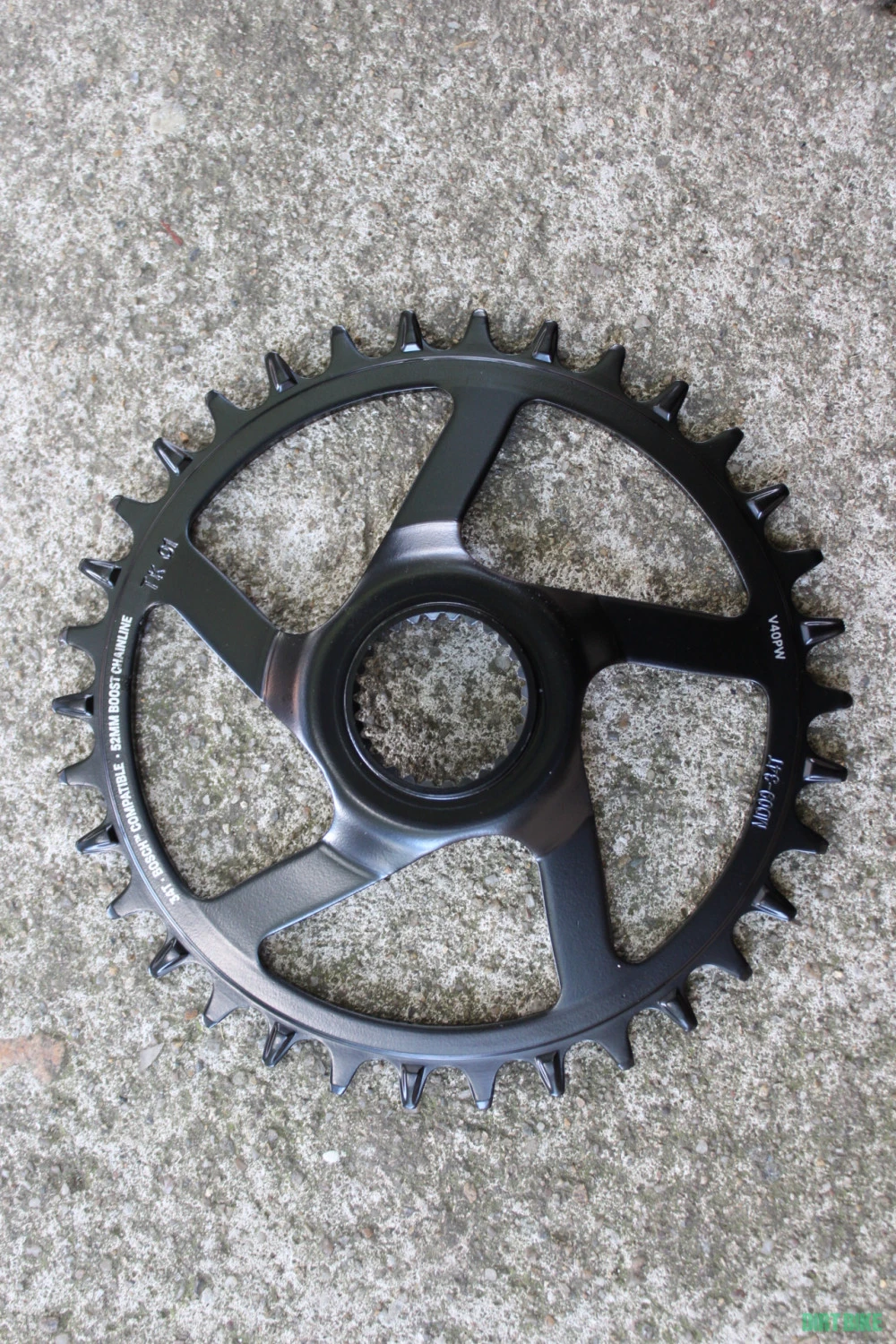 1. E*thirteen e*spec DM 52mm Bosch SX/CX Gen4 placa angrenaj 34T.