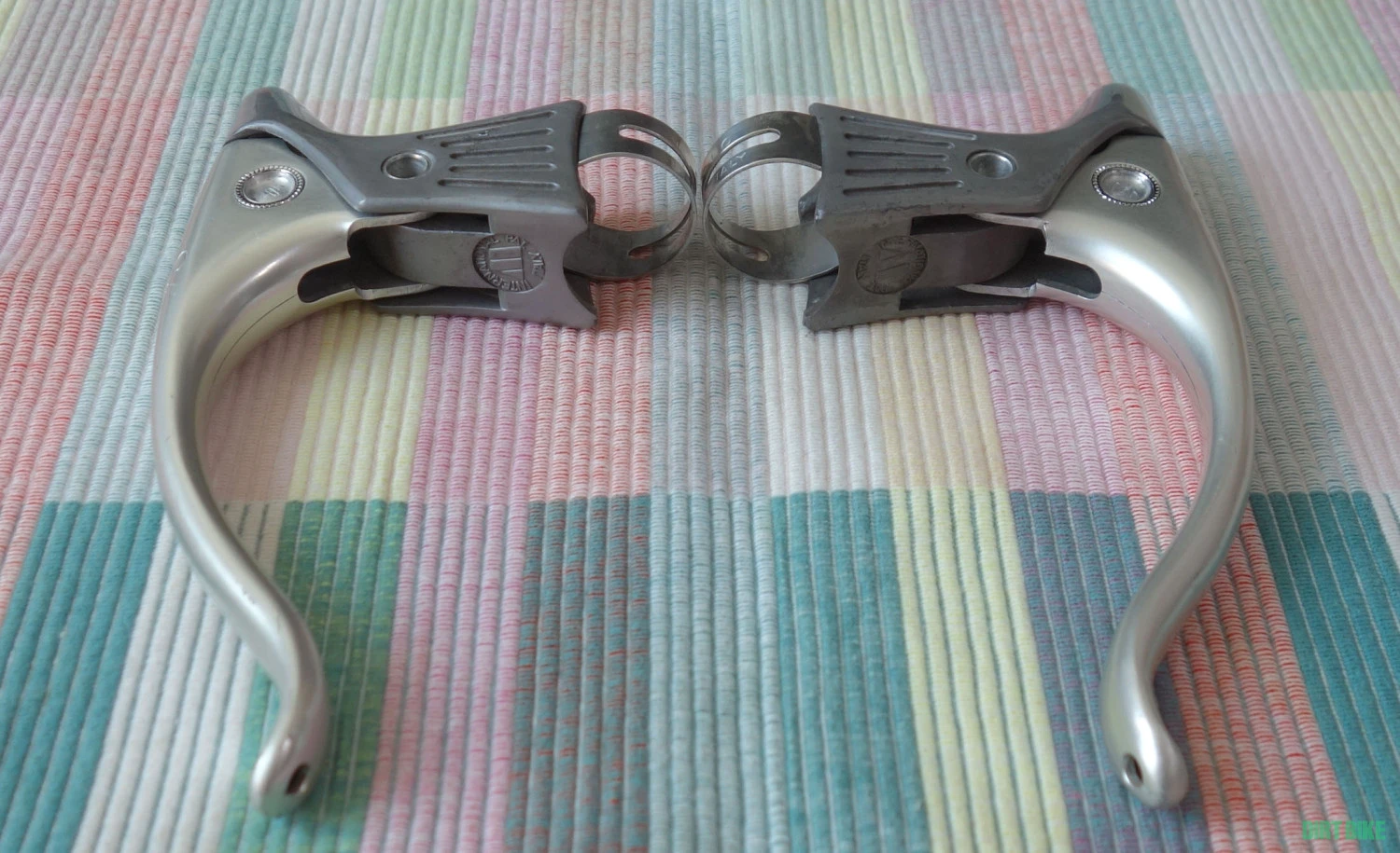 5. Vand pereche manete frana Modolo vintage cursiera Made in Italy