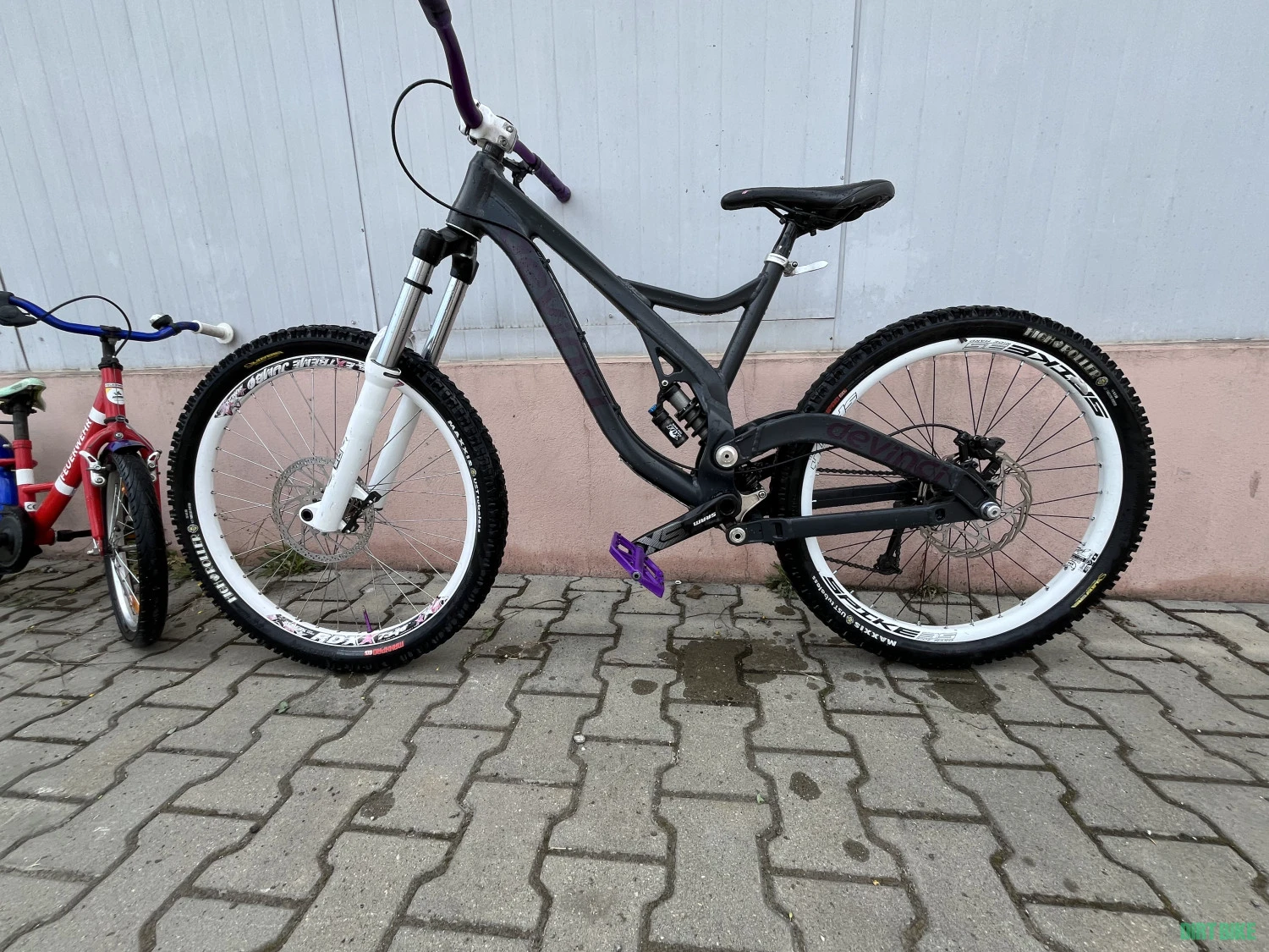 6. Devinci Wilson 2016 custom