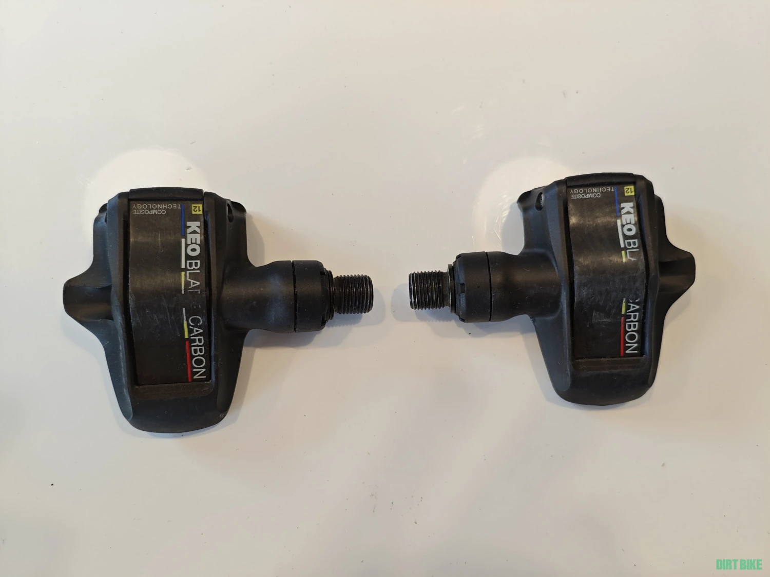 1. Pedale Carbon Look Keo Blade Carbon - 116 gr./pedală