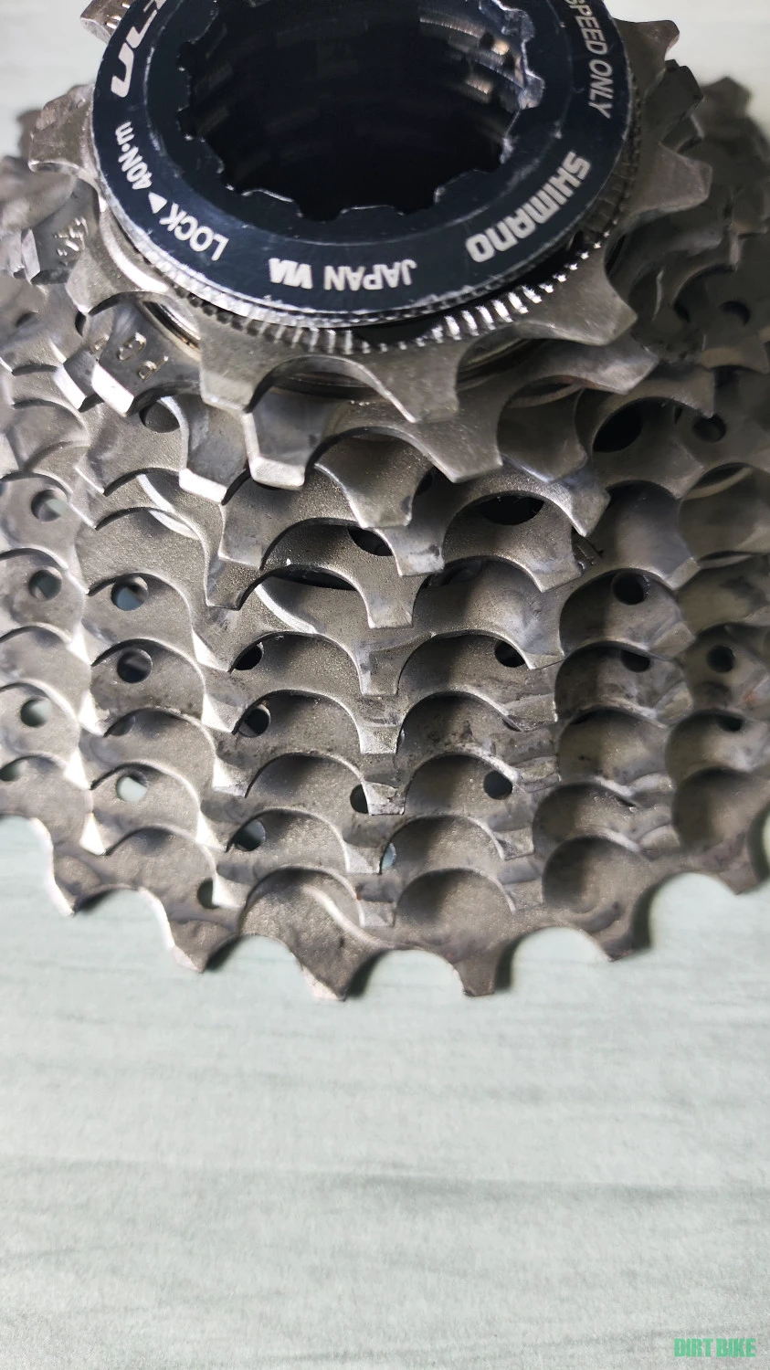 5. Pinioane Shimano Ultegra 11 viteze