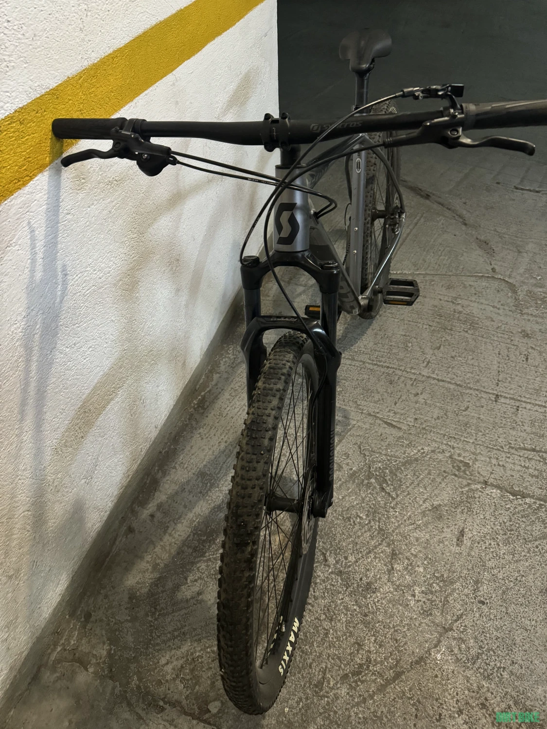 7. Bicicleta SCOTT SCALE 965