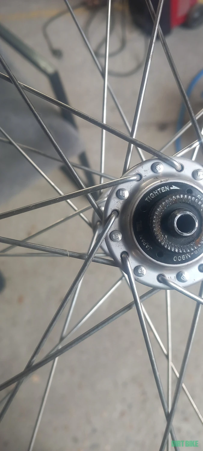 10. Set roata mtb xtr FH- M900 , HB-M900