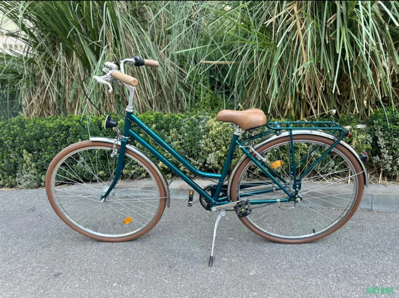 1. Vând bicicletă Romet Vintage