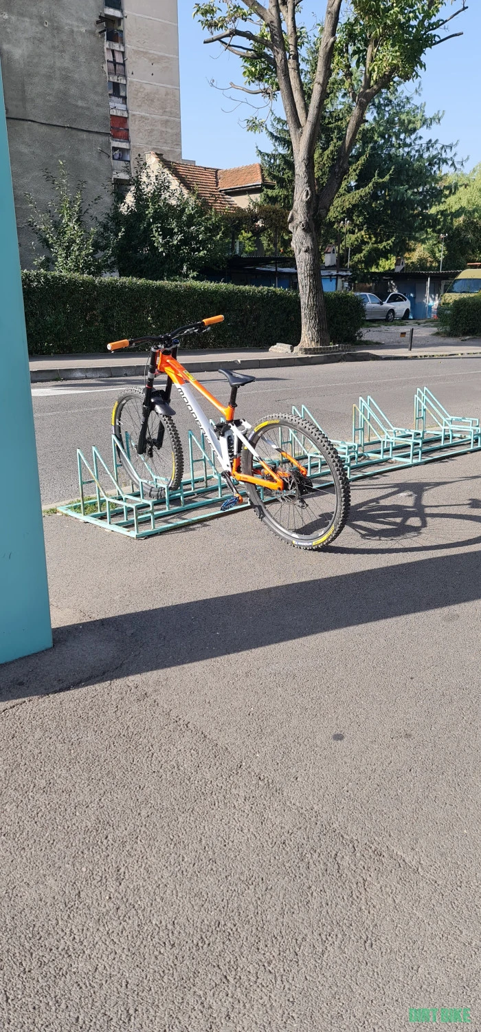 1. Mondraker SUMMUM MY 2023