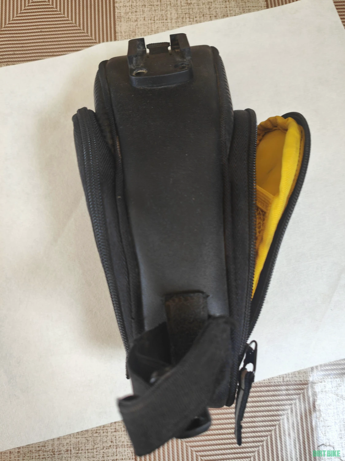 2. Topeak borsetă scule