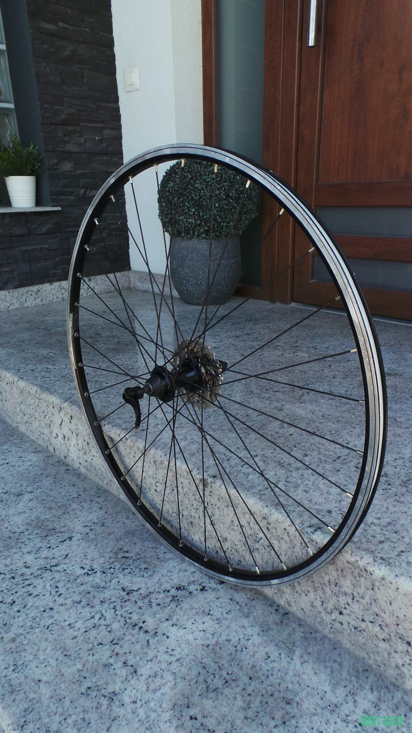 5. Roata cursiera sunrace 28 inch