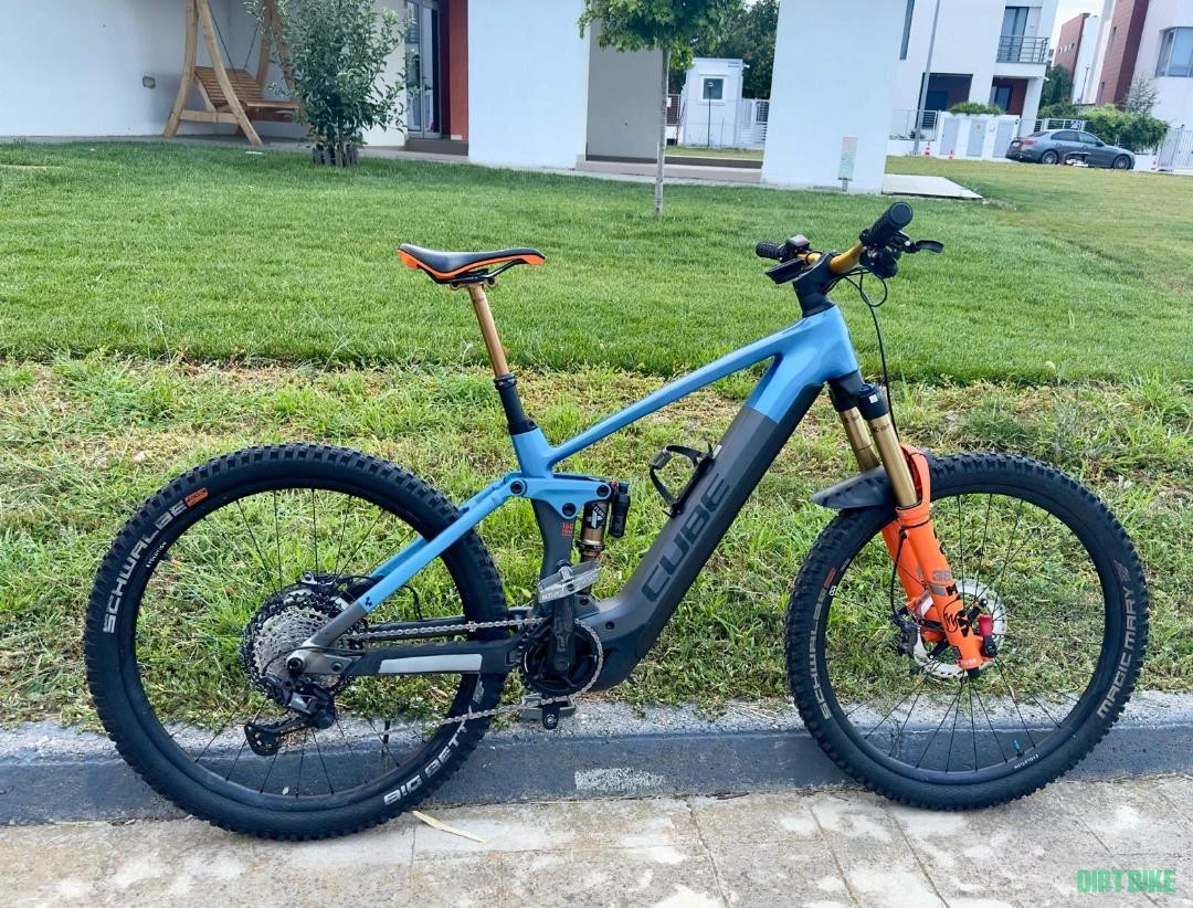 1. Cube stereo hpc 160 action team full kashima 750wh model 2023-2024