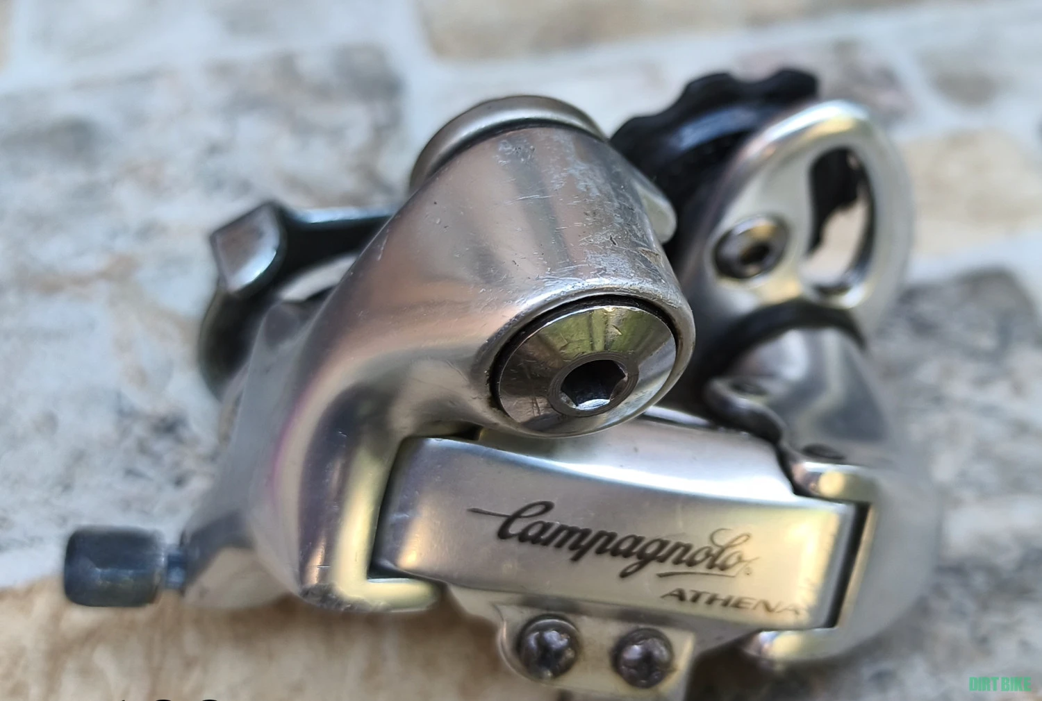 1. Campagnolo Athena 8 vit