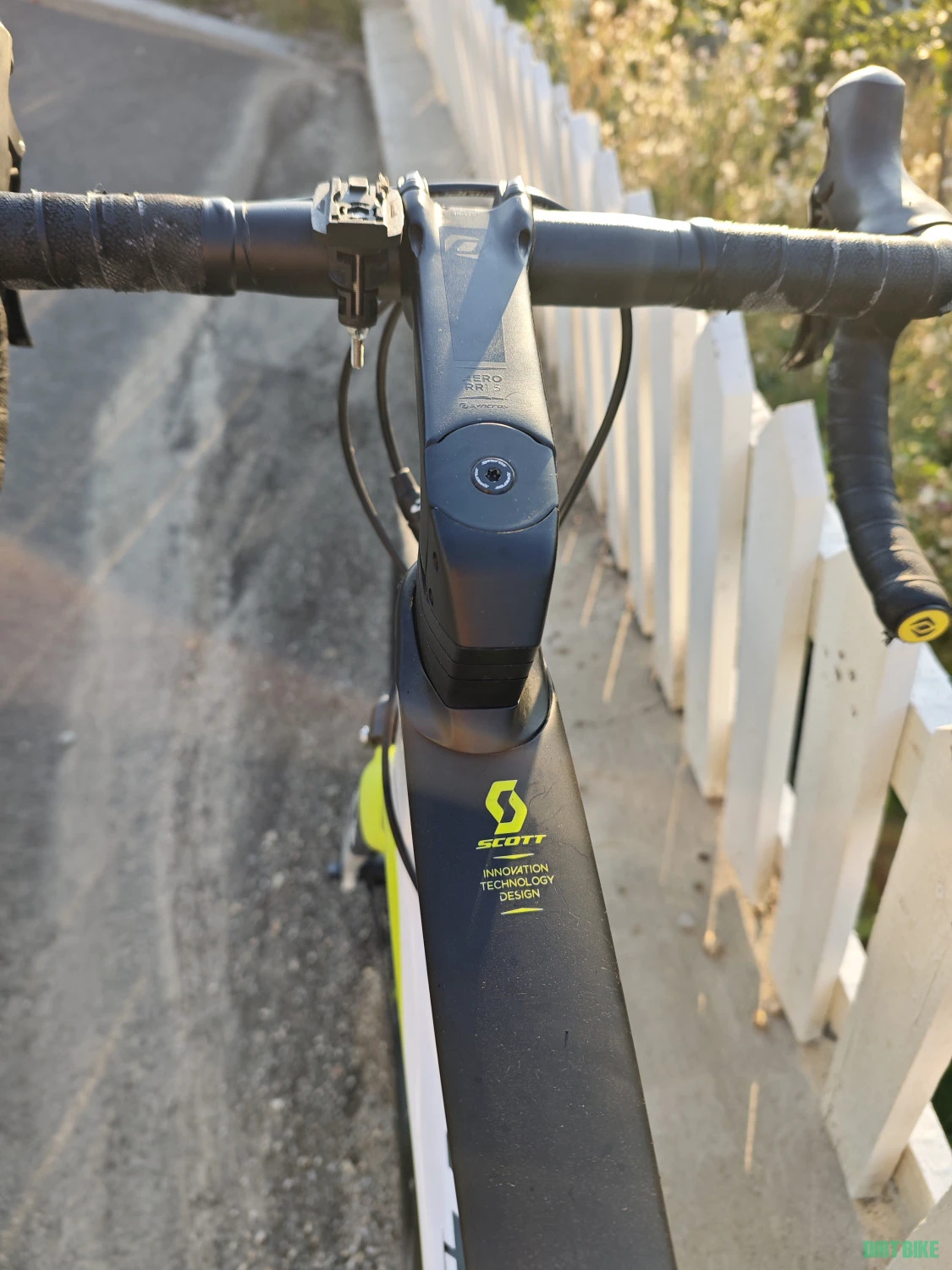 2. Cursiera Scott Foil 30 carbon
